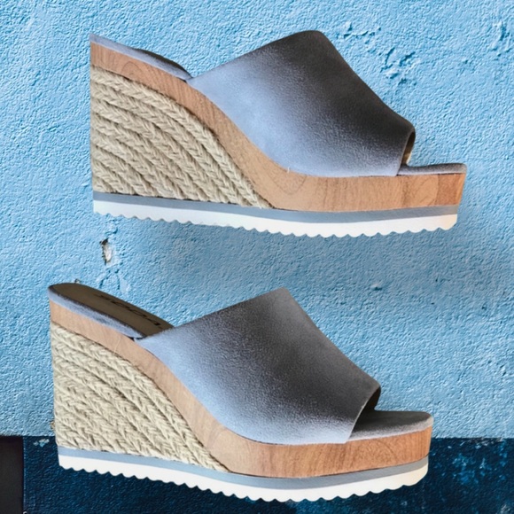Soda Blue Grown White Platform Espadrille Wedge - Picture 2 of 9